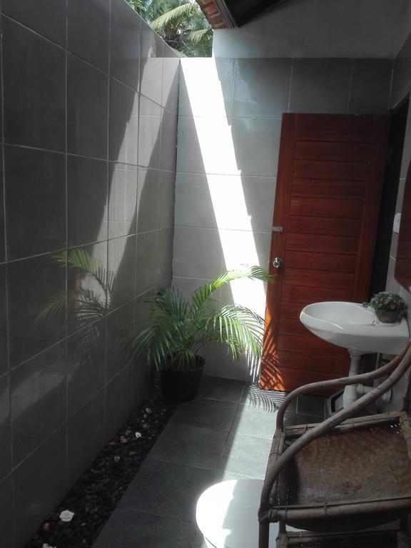 Swara Homestay 2 Lembongan Dış mekan fotoğraf